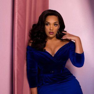 Blue Starlet Wiggle Dress : Vixen by Micheline Pitt